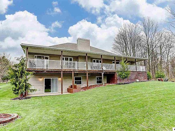 2nd image of 646 Grand Valley Dr