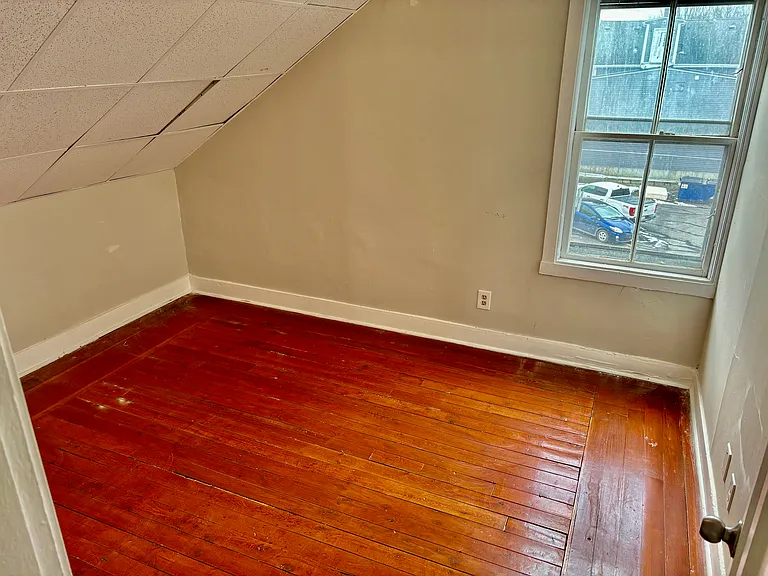 197 Rodman St Fall River, MA Two Newly Renovated Units Available Everything Included! — Photo 6