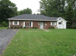 3075 Town Line Rd, Alden, NY 14004