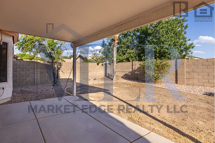 9723 W Mohawk Ln — Photo 34