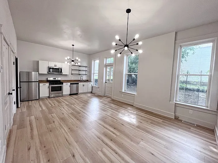 903 Isabella St #1 — Photo 1