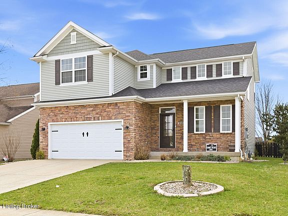 3rd image of 223 Saint Regis Dr