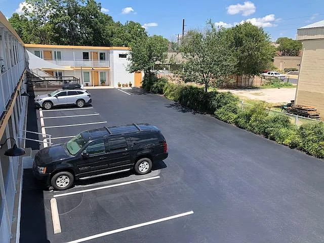 1 bed, 590 sqft, $1,840 — Photo 3