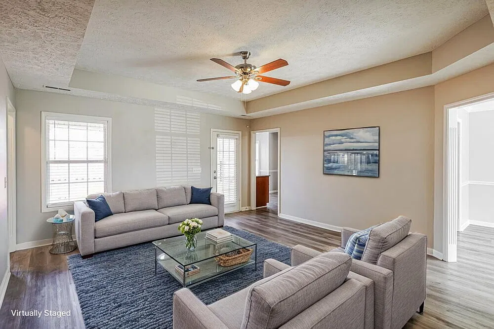 4 bed, 2.0 bath, 1684 sqft, $3,110 — Photo 4
