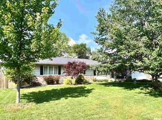 118 W 19th Ave, Coal Valley, IL