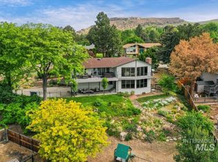 2369 S Ridgeview Way, Boise, ID 83712