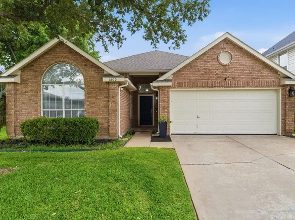 1809 Armstrong Dr, Flower Mound, TX 75028