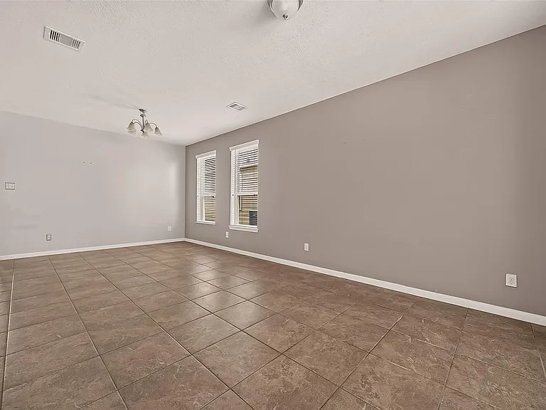 24906 Clover Ranch Dr — Photo 8