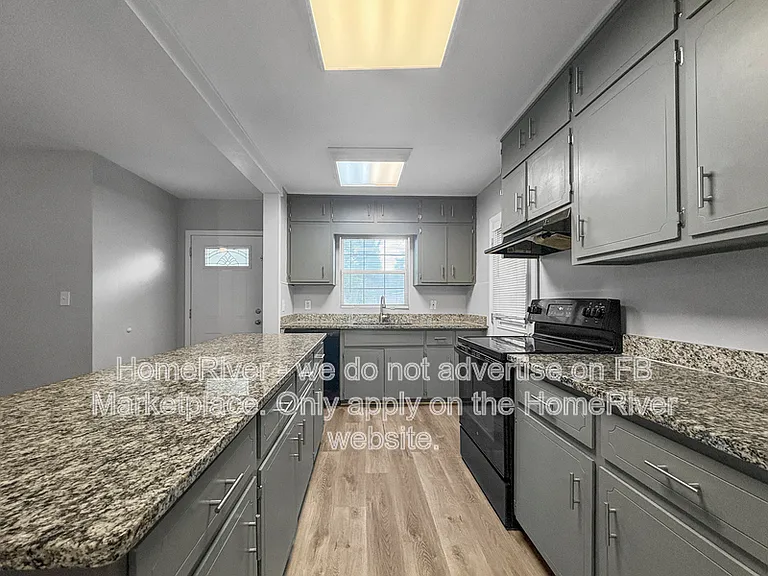 1733 Paine Ave — Photo 8