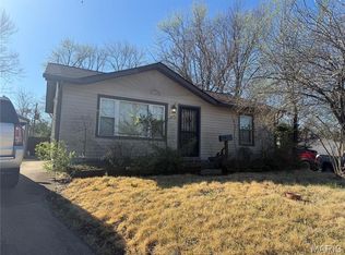 3234 Lynros Ct, Saint Ann, MO