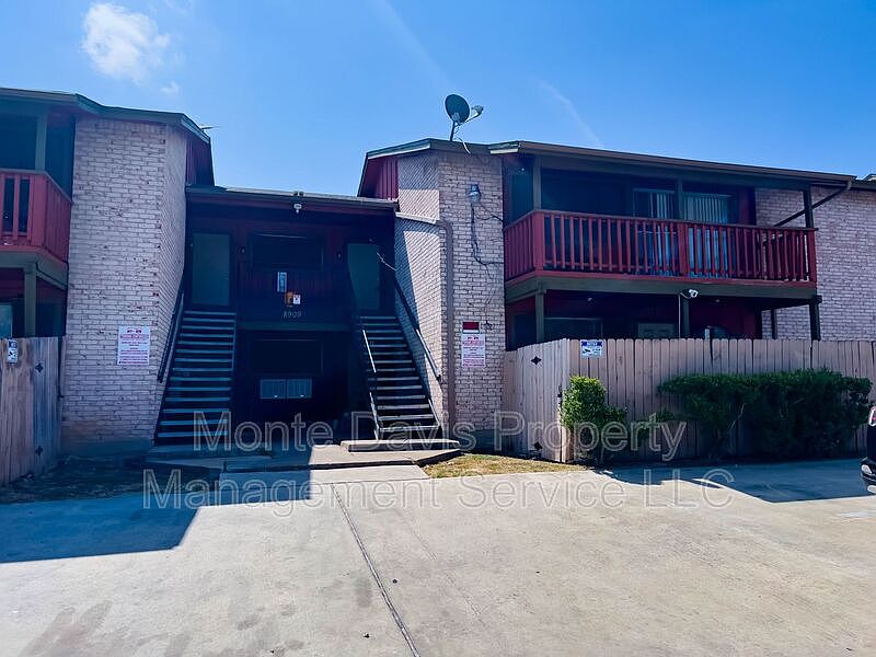 1st image of 8909 Parkfield Dr APT 203