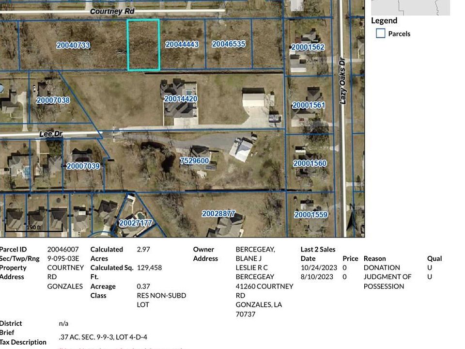 2nd image of 4-D-4 Courtney Rd
