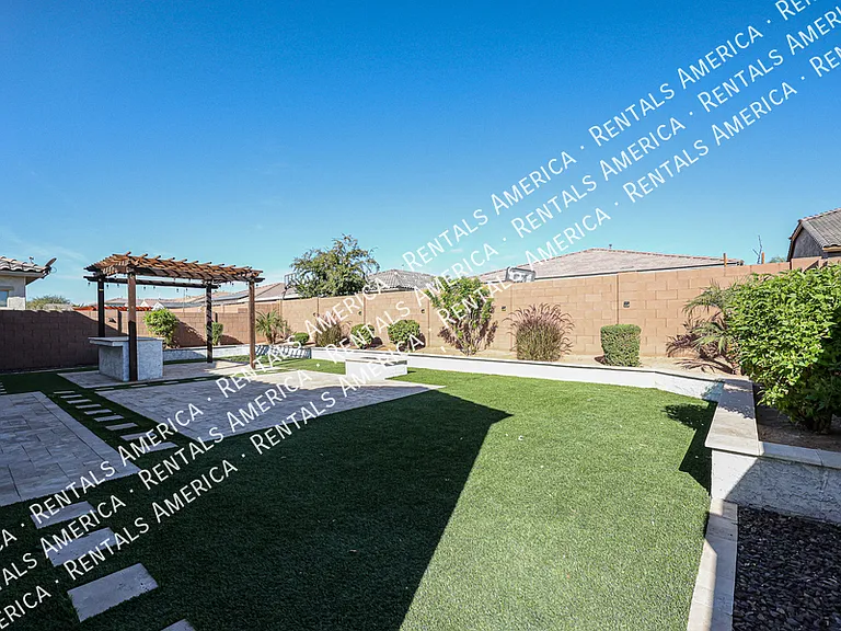 8544 W Midway Ave — Photo 36