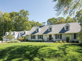 342 Indian Rock Rd, New Canaan, CT 06840
