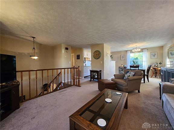 2nd image of 2241 English Oak Ct