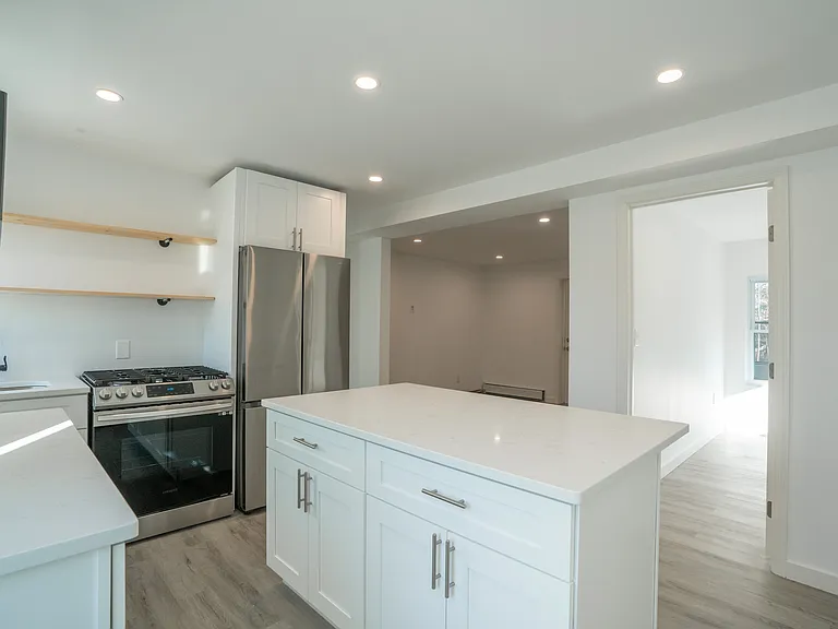 3527 Stony St #2 — Photo 2