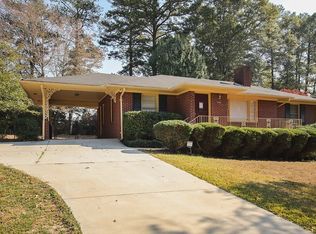 245 Pineview Dr, Lawrenceville, GA