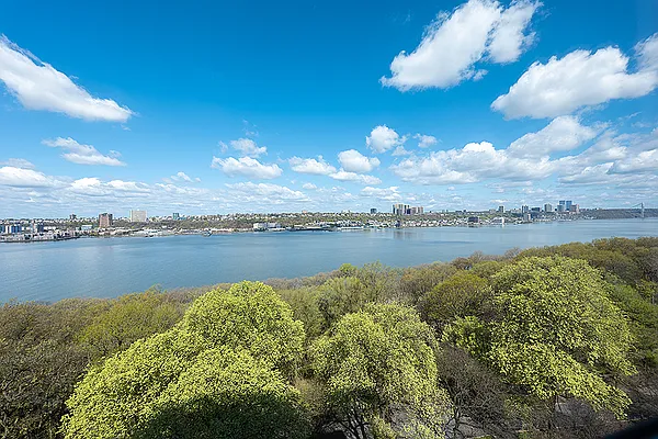 Rented by Rita S Citrin, LREB | media 35