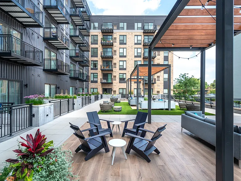 Millennium Edina — Photo 18