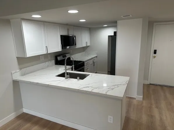 195 Mangano Cir, Encinitas, CA