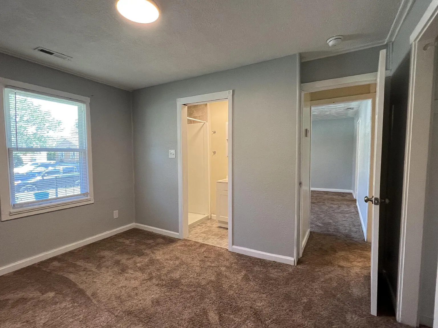 2 bed, 2.0 bath, 800 sqft, $1,450 — Photo 3