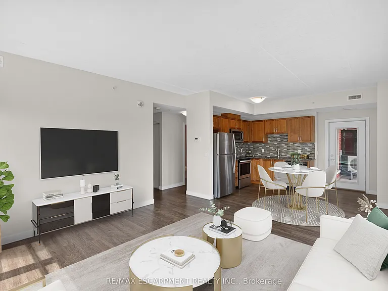 175 Commonwealth St #202 — Photo 10