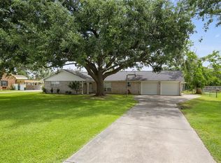 407 Oak Ln, Luling, LA 70070