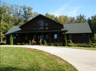 955 Stratton Rd, Elkton, KY 42220