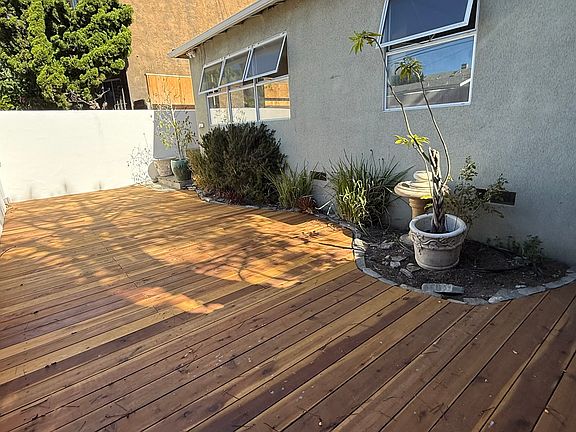 2nd image of 710 Pacific Ave