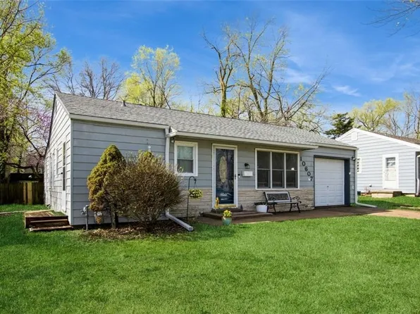 10607 W 56th St, Shawnee, KS 66203