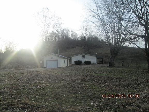 4th image of 122 Mill Br
