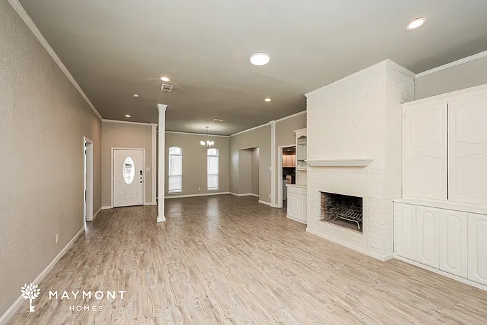 1019 Bluffview Dr — Photo 6