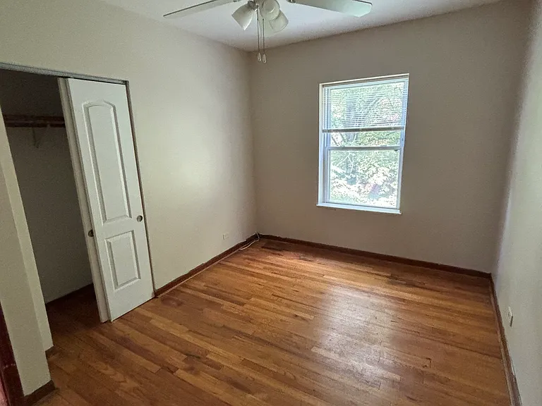 3159 W Argyle St #2B — Photo 12