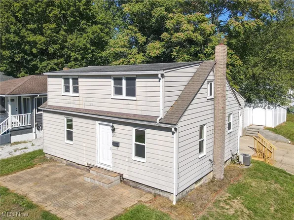 653 Washington Ave, Barberton, OH 44203