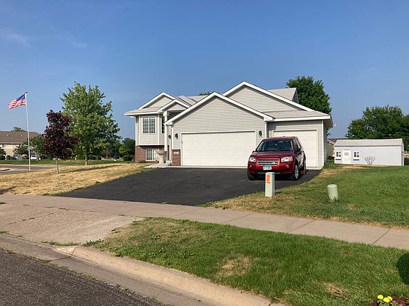3rd image of 2288 Vermont Dr