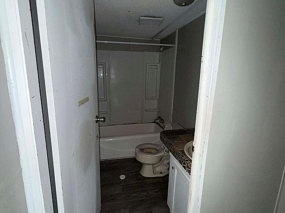 2nd image of 38 Short Eason Rd
