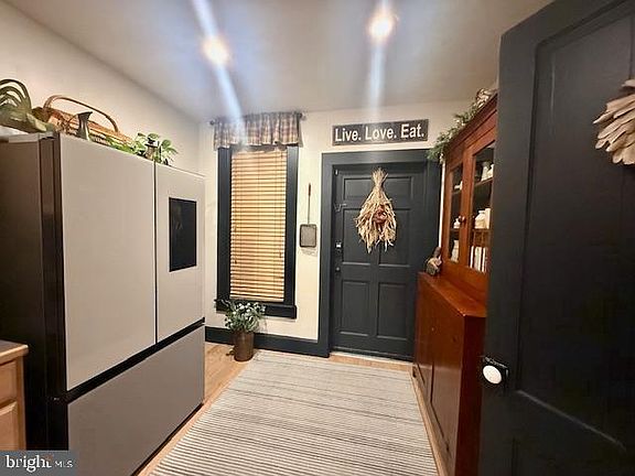 4th image of 28 Central Ave