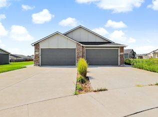 5776 E Bristol Cir, Wichita, KS 67207