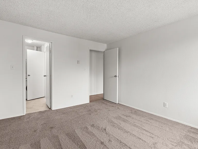 2 Bed 1.5 Bath Standard - 775 Sq Ft 2 Bed 1.5 Bath Standard - 775 Sq Ft