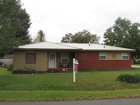 1st image of 37 Meadow Ln