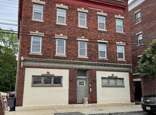 29 Central Ave APT 3R, Madison, NJ 07940