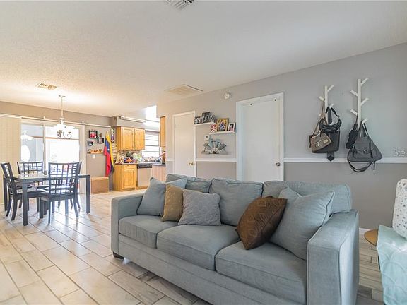 5th image of 171 Mexicali Ave