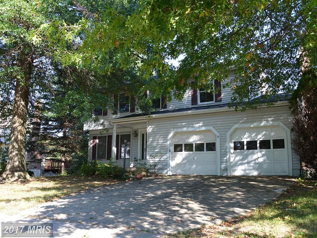 12814 New Parkland Dr, Herndon, VA 20171 Zillow