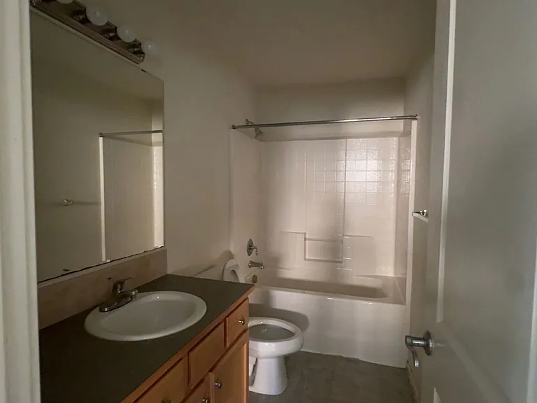19929 82nd Pl NE — Photo 10