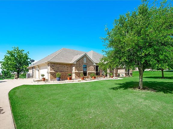 2nd image of 6716 Mustang Creek Dr