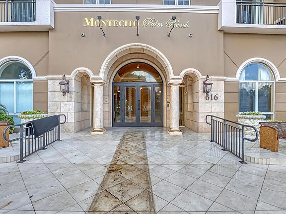 5th image of 616 Clearwater Park Road #506