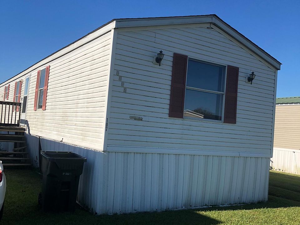 1st image of 107 Joaquin Dr