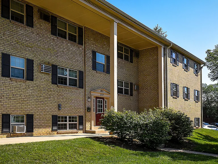 Apartment Building