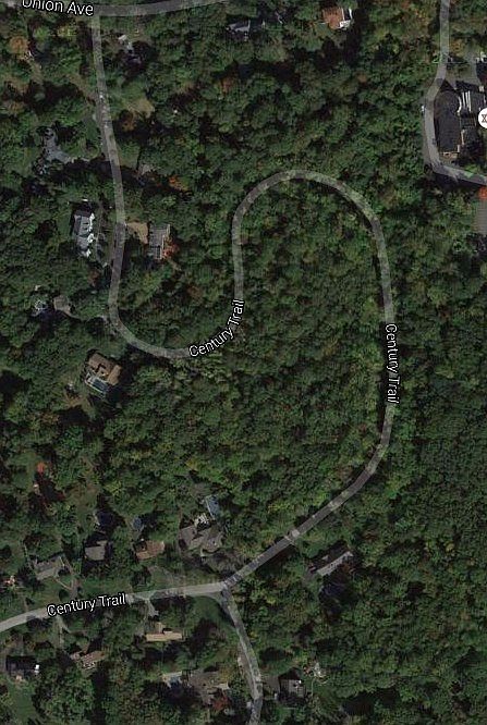 2nd image of 17 Century Trail