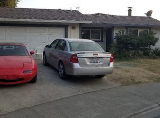 235 Mount Hood Ct, Woodland, CA 95695